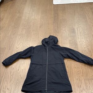Lululemon Women’s Hooded Raincoat